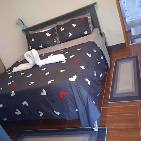 Sarah'S Garden Bnb & Spa Bed & Breakfast Clarin  Bagian luar foto