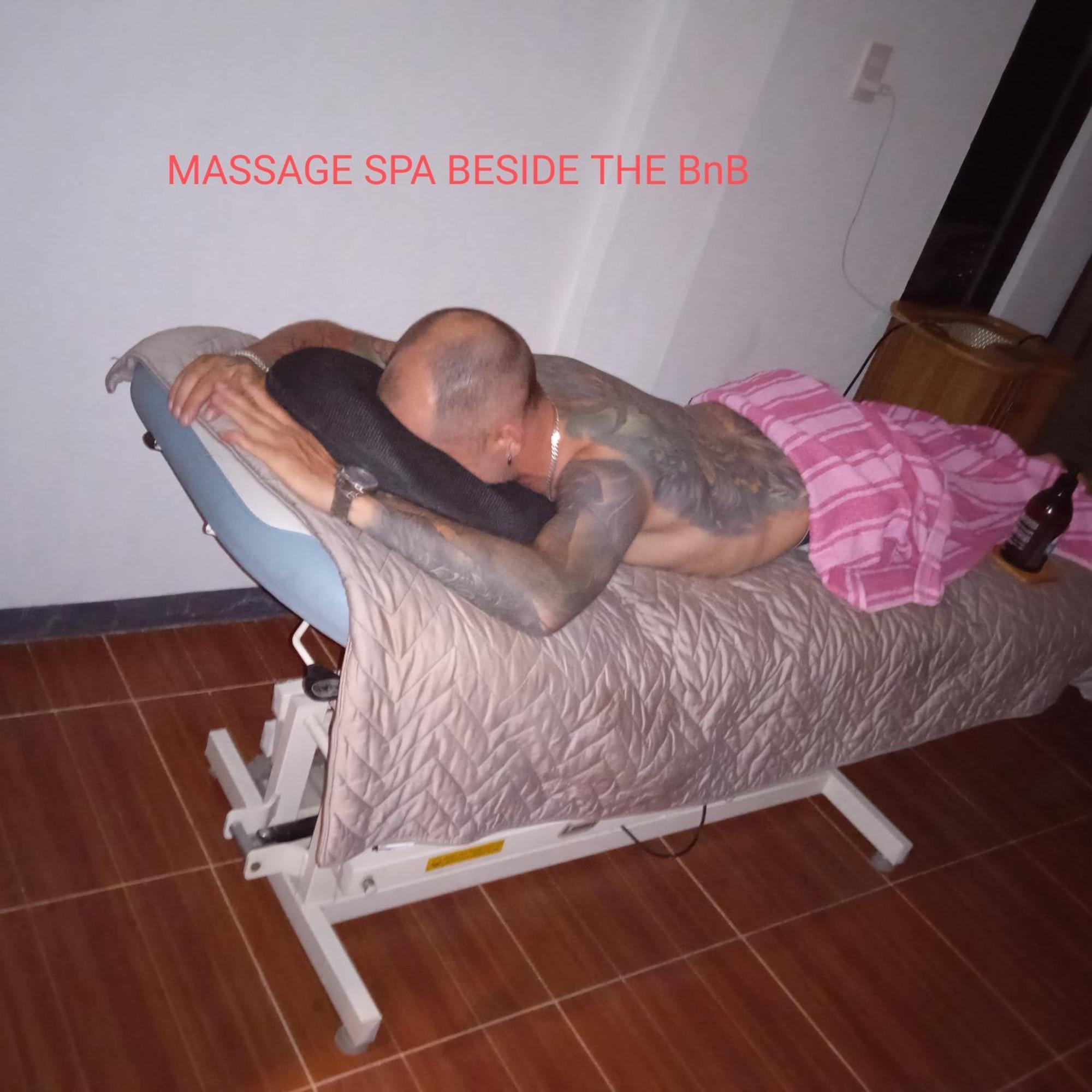 Sarah'S Garden Bnb & Spa Bed & Breakfast Clarin  Bagian luar foto