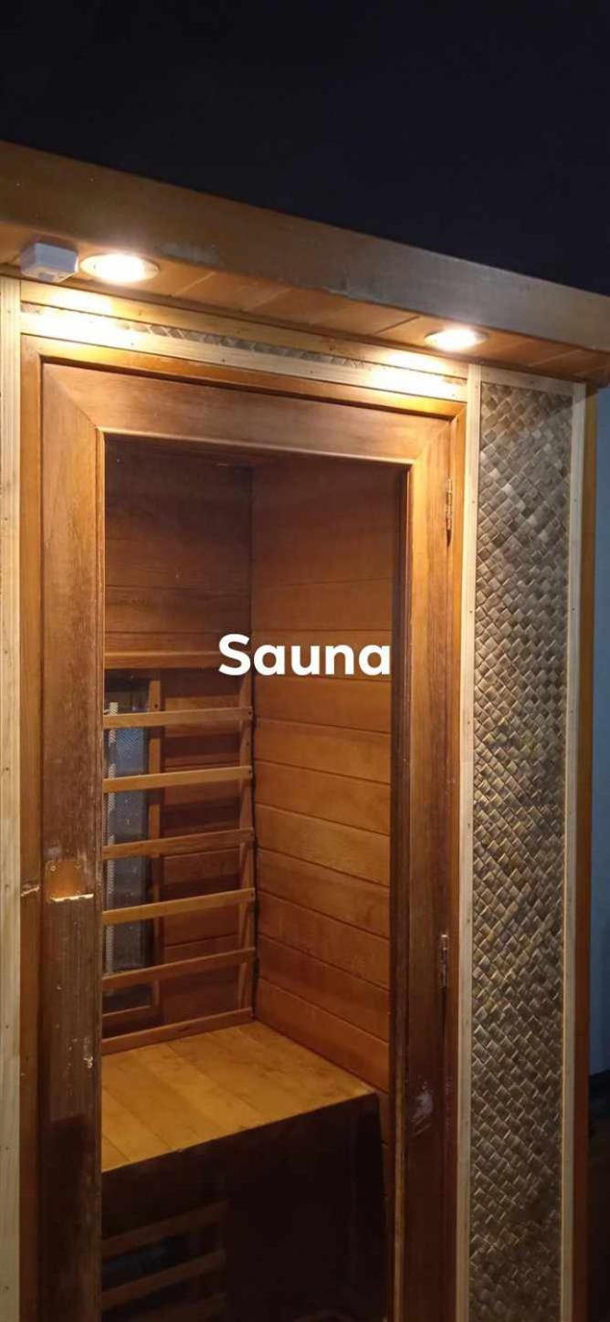 Sarah'S Garden Bnb & Spa Bed & Breakfast Clarin  Bagian luar foto