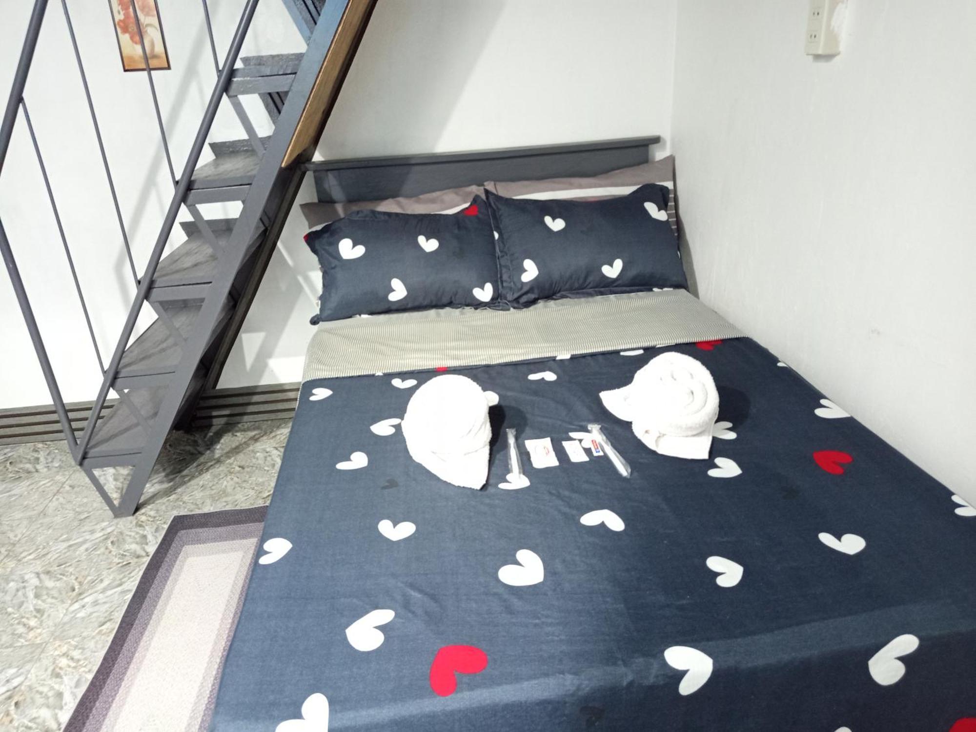 Sarah'S Garden Bnb & Spa Bed & Breakfast Clarin  Bagian luar foto