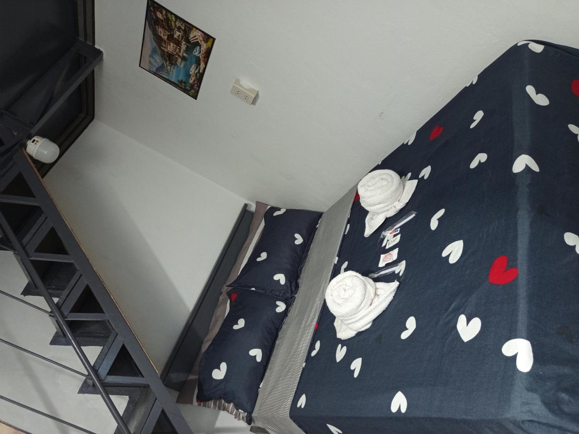 Sarah'S Garden Bnb & Spa Bed & Breakfast Clarin  Bagian luar foto