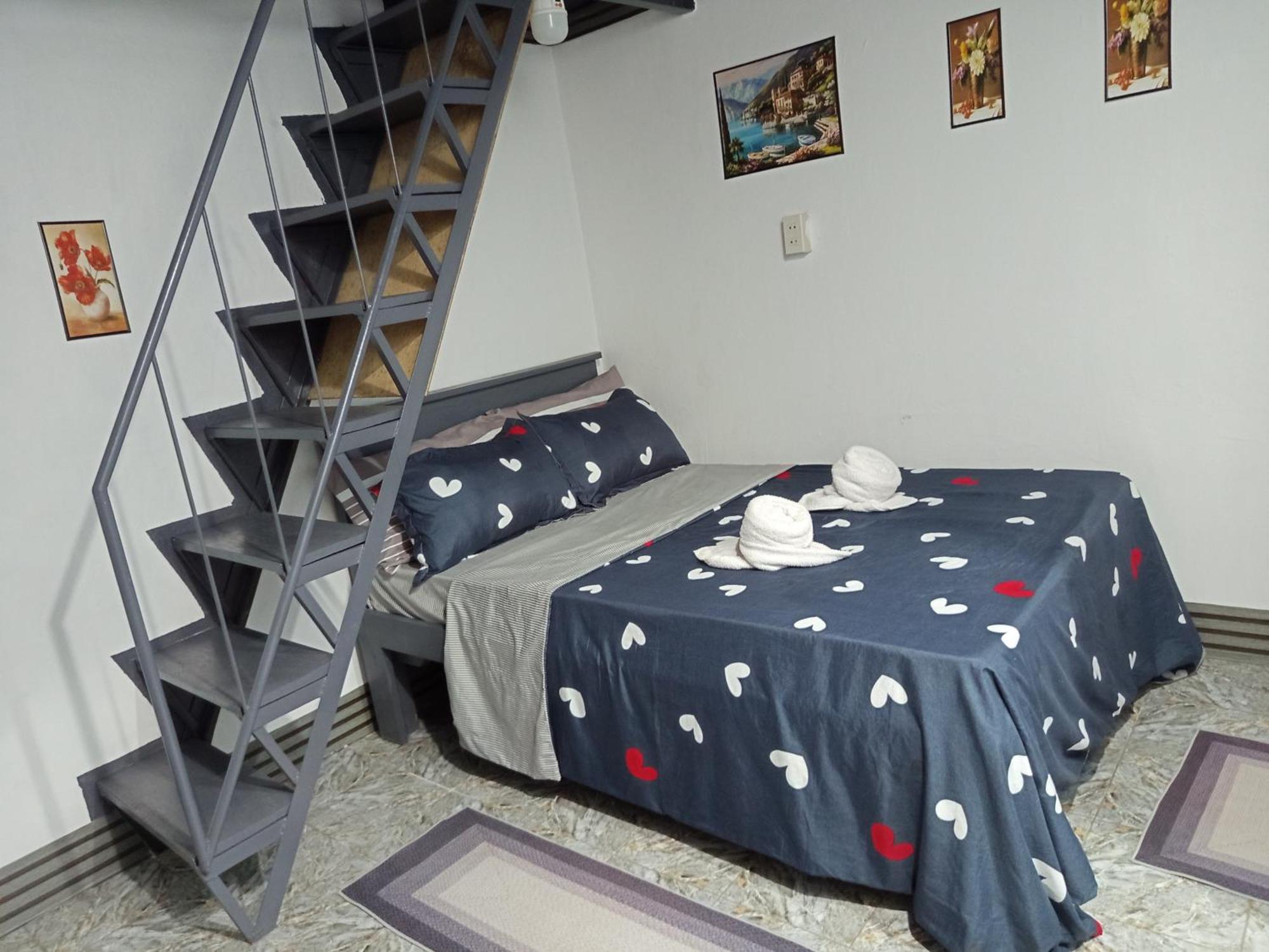Sarah'S Garden Bnb & Spa Bed & Breakfast Clarin  Bagian luar foto